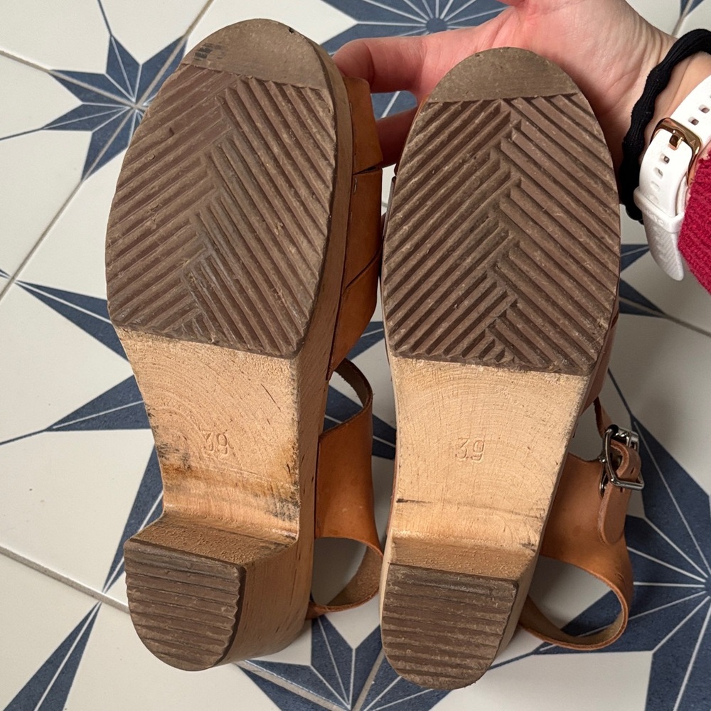 Lotta From Stockholm Tan Leather Peep Toe Clogs - Picture 2 of 6
